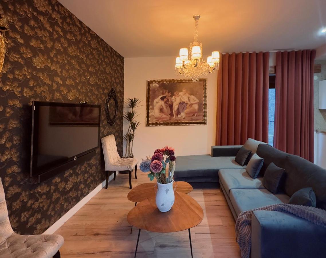 Libelle Appartement Granada Buitenkant foto